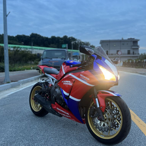 혼다 CBR1000RR 12년식 경정비완료