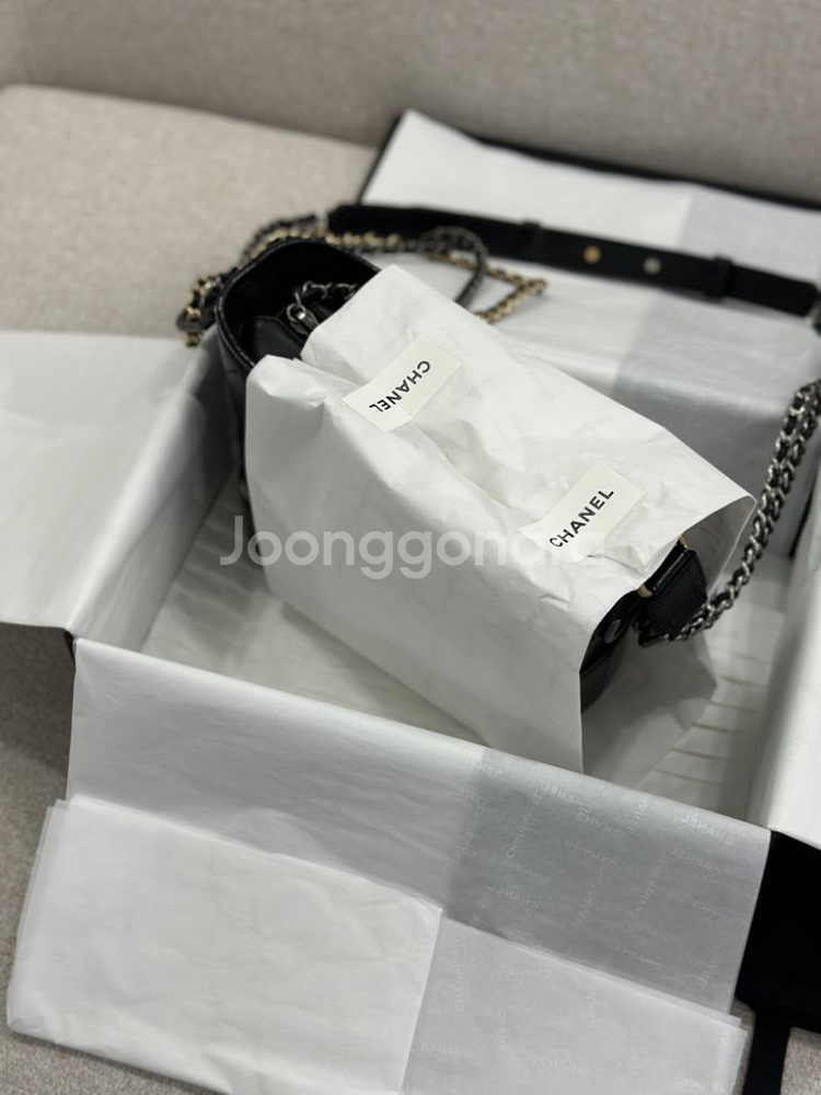 <풀박스/새상품> 샤넬 가브리엘 호보 스몰 무광 블랙--1