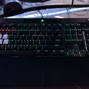 커세어 k70 rgb pro 청축+키캡+커버 팝니다