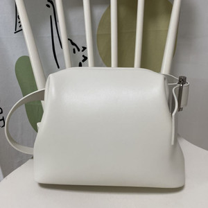 오소이 mini brot off white