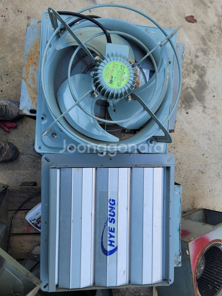 유압환풍기 외경400*400 샷다포함 팝니다.--1