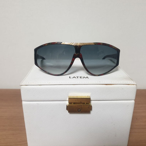 courreges 선글라스