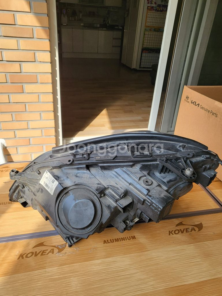 벤츠 W212 E클래스 후기형 조수석 라이트--1