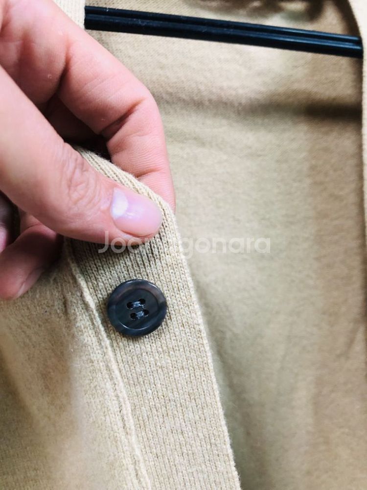 꼼데 가르송 정품 베이지 블랙와퍼(남성용) 판매합나다--5