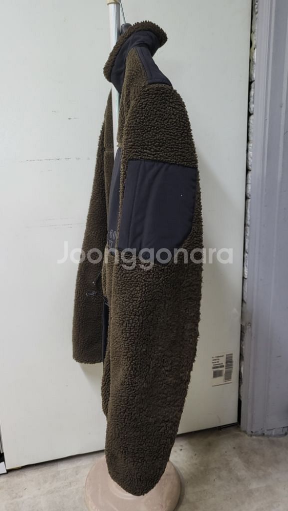 버거루 뽀글이후리스 자켓카키--4