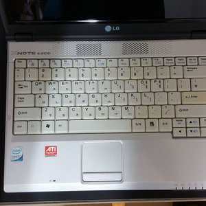 LG E200 본체만요