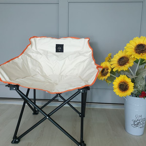 네파 접이식 캠핑 의자 새제품 과 작업용 장갑 새제품