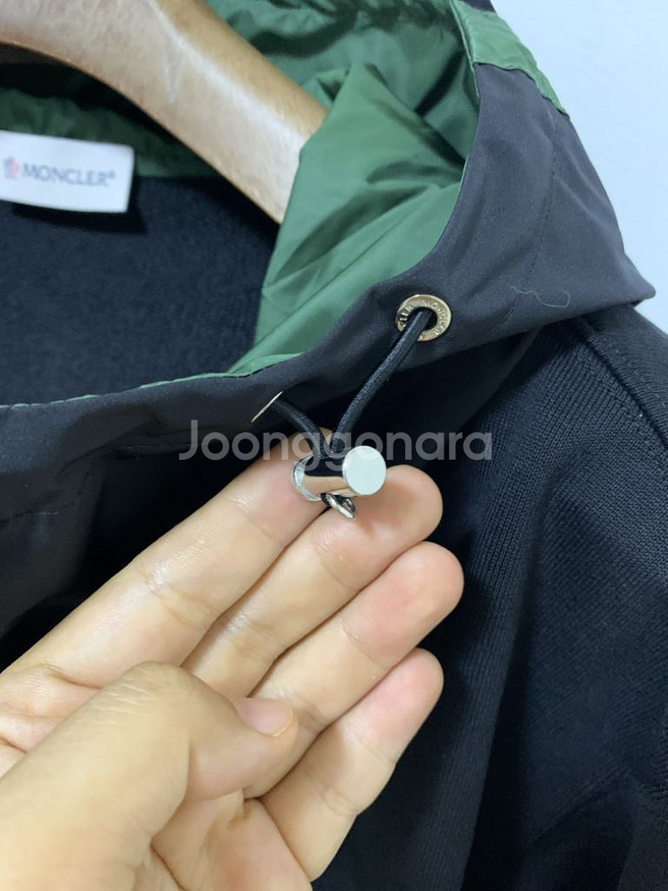(정품/새상품) 몽클레어 남자 후드점퍼--3