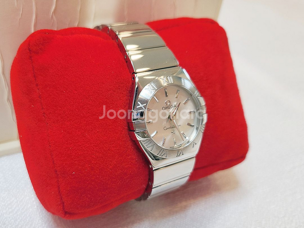 오메가 컨스틸레이션 쿼츠 24mm 여성메탈시계--3