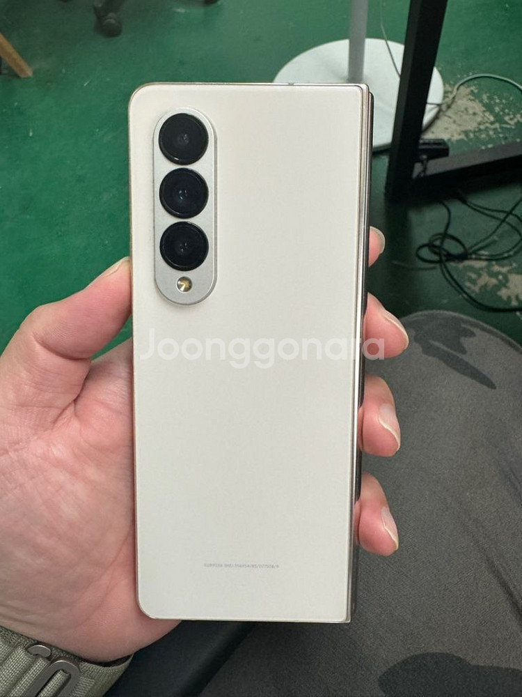 갤럭시 Z폴드4 크림 256GB 자급제 팝니다.--6