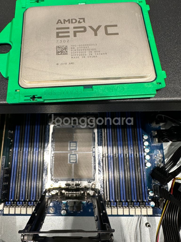 amd epyc 서버 cpu 7532 7302 팝니다--1