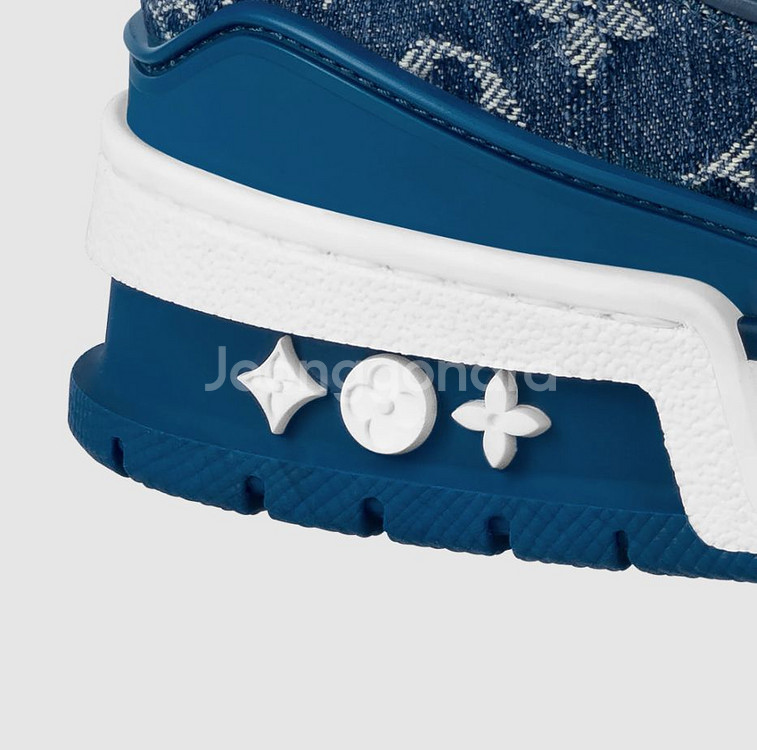 [새상품 급처]루이비통 트레이너 LV 스니커즈 데님--2