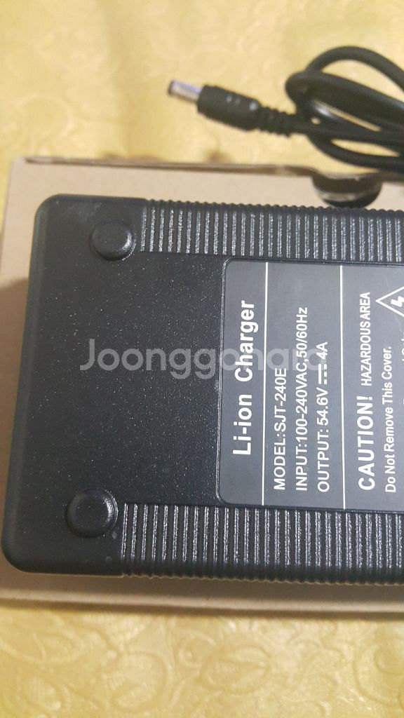 전기자전거 고속충전기 퀄리 모토벨로 퀵보드 48v 4A--1
