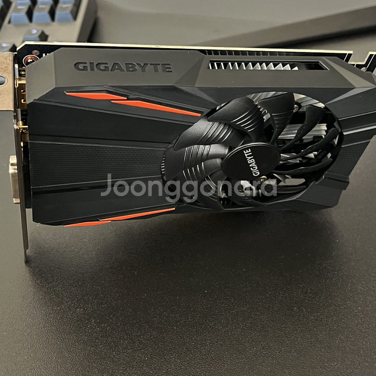 GIGABITE GTX 1050 원팬--1