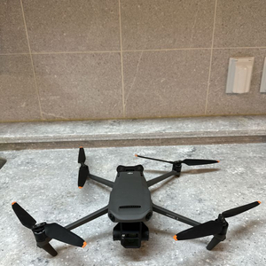 DJI 매빅3 플라이모어 콤보