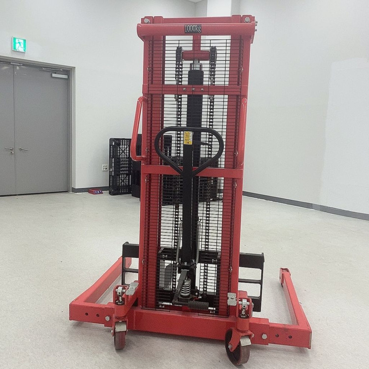 수동 지게차 스태커 유압식 리프트 2.5m 1톤 팝니다 이미지