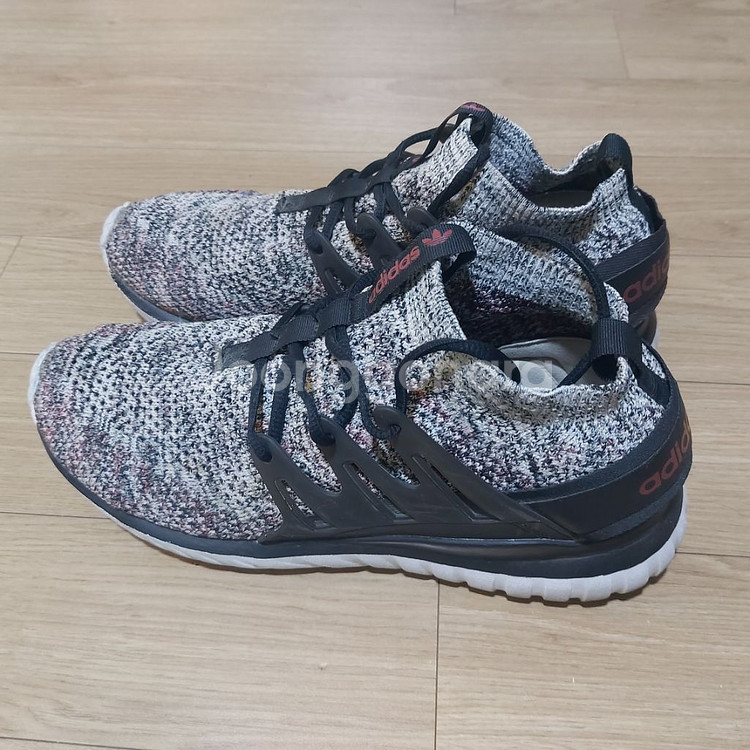 아디다스 BB8409 Tubular Nova US8.5--1