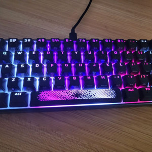 성능 1티어, 커세어 k65 rgb mini pbt