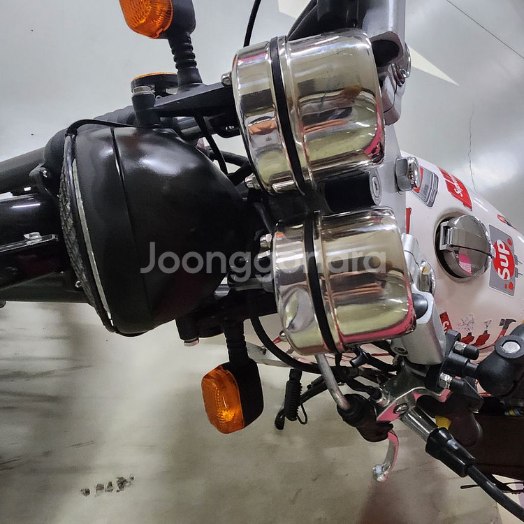 그리폰 125판매합니다.(헬멧 증정)--7