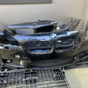 BMW F10 대만산 m5룩 안개등 타입 앞범퍼 팝니다