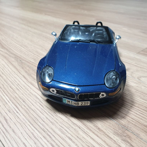 모형 자동차 1:18 BMW Z8 다이캐스트