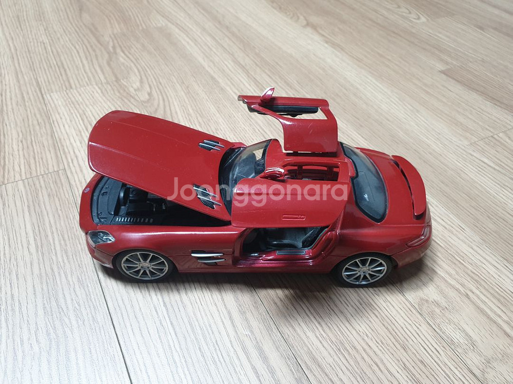모형 자동차 1:18 벤츠 SLS AMG--3