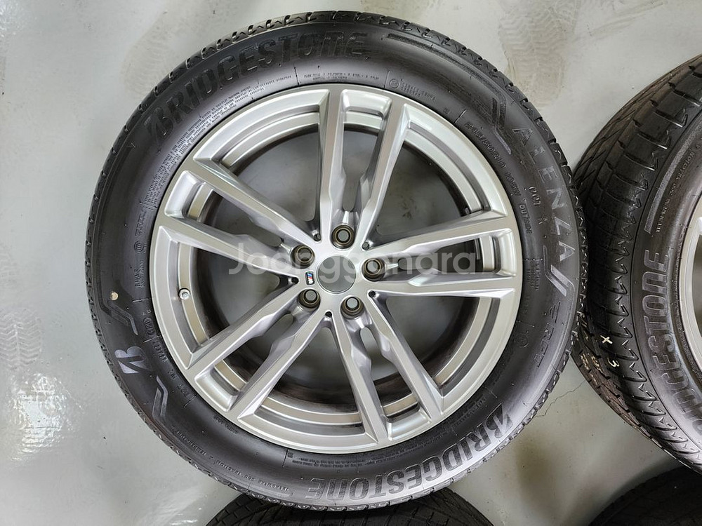 정품 BMW X3 X4 19인치 휠타이어--2