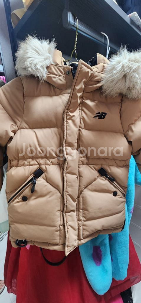 뉴발란스 구스다운 110사이즈--1