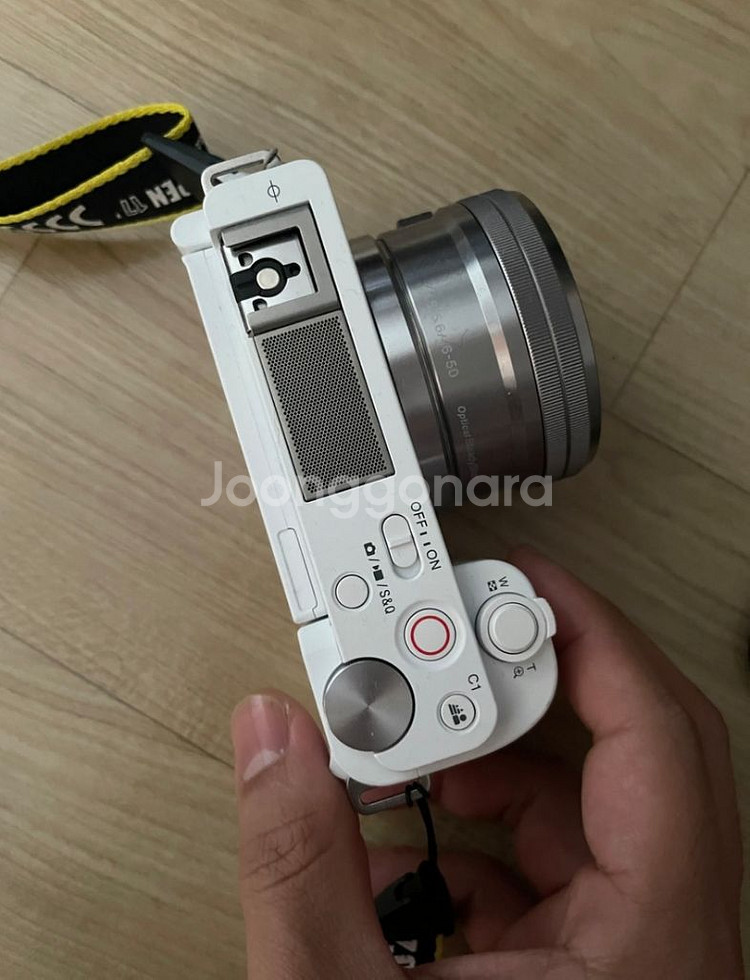 zv-e10 구매한지 한달 딱 한번 들고나간 카메라--4