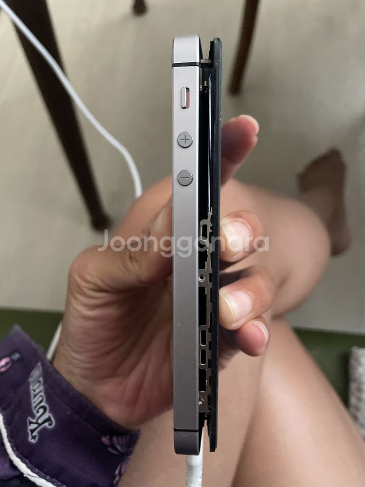 아이폰se 스그 64gb--4