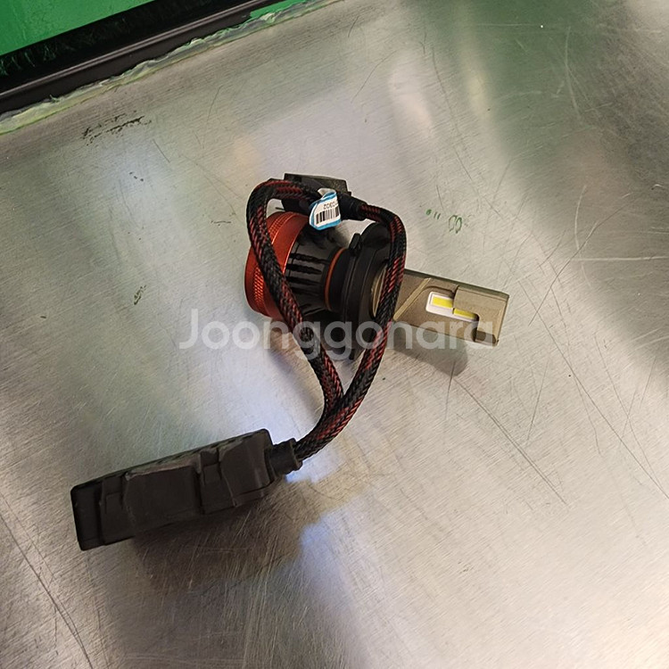 아퀼라 300 led 라이트 팝니다! (rayon s1--2