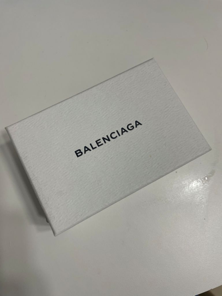 발렌시아가 스터드 레더 팔찌 새상품--4