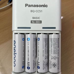 파나소닉 건전지 충전기 팔아요