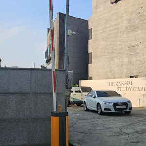 주차차단기 중고 판매합니다(홍대)