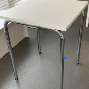 L&C stendal 600*600 Table