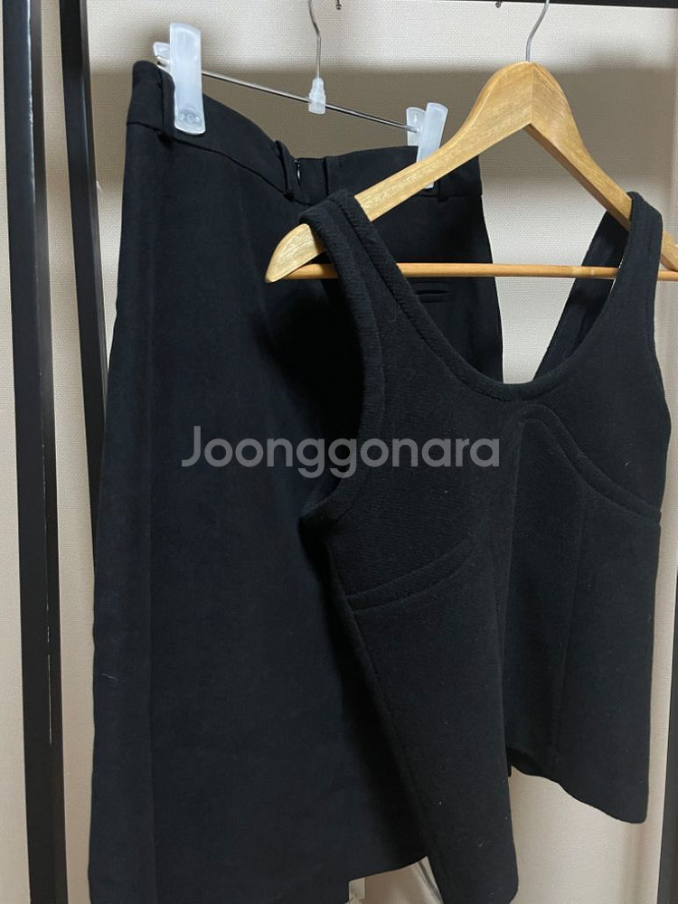 르에 leA 툴리아 투웨이 슬리브리스 베스트 스커트--2