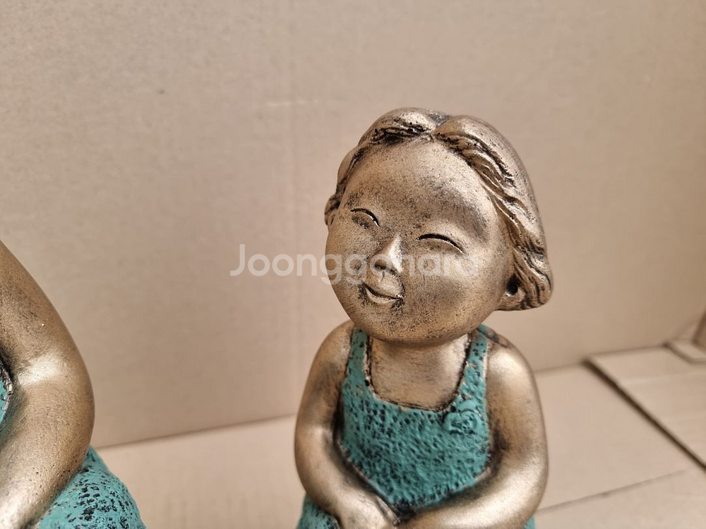 속삭임 모녀 인테리어 장식소품 셋트 카키--2