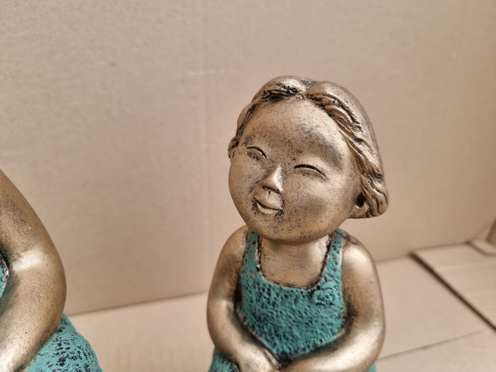 속삭임 모녀 인테리어 장식소품 셋트 카키--2