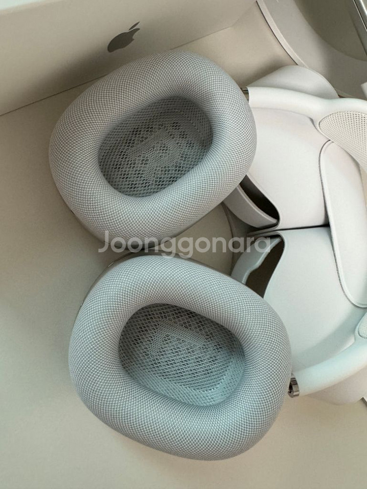 애플 에어팟맥스 실버 새상품급--2