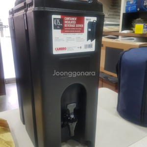새제품 박스 캠브로 보온용기 500LCD 18L
