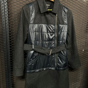 DKNY 코트 새제품급