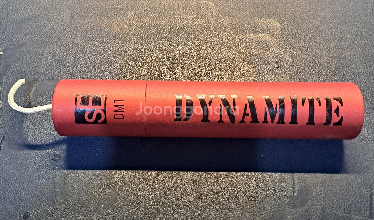 se dm1 dynamite--1