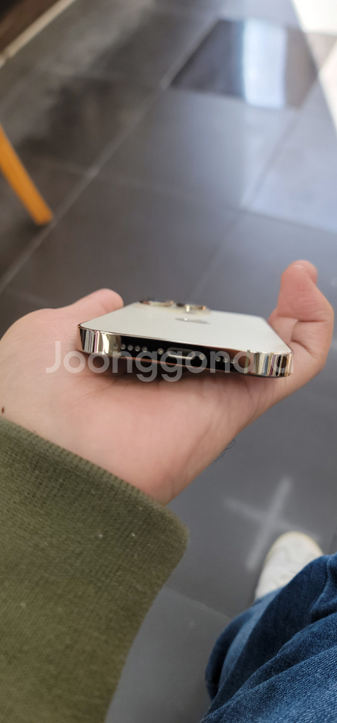 아이폰 14프로 256G 팝니다--3