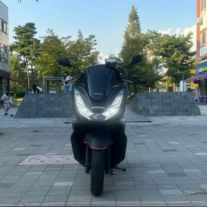 PCX 125 22년식 차량입니다