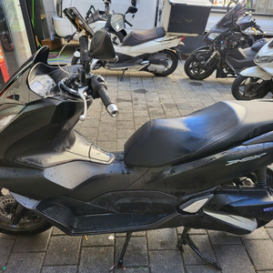 PCX125 22년식!!