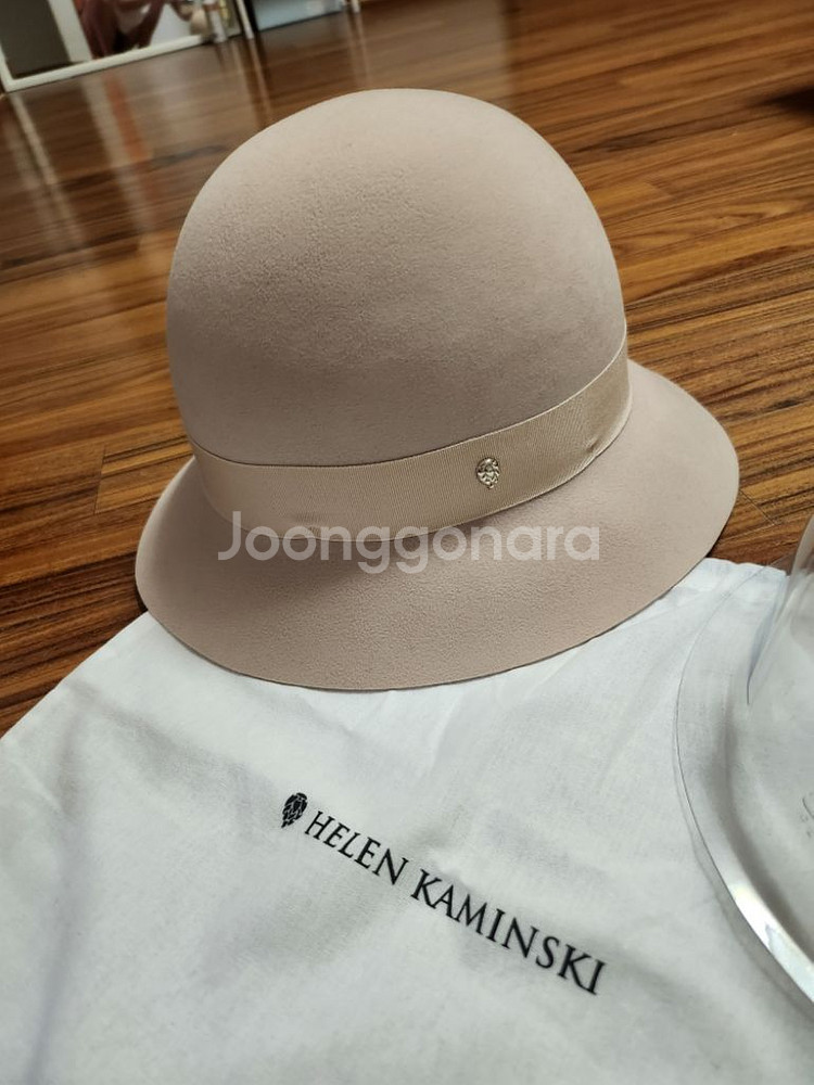 헬렌카민스키 에타--0