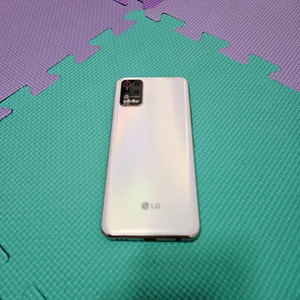 LG Q52 64기가 화이트 팝니다