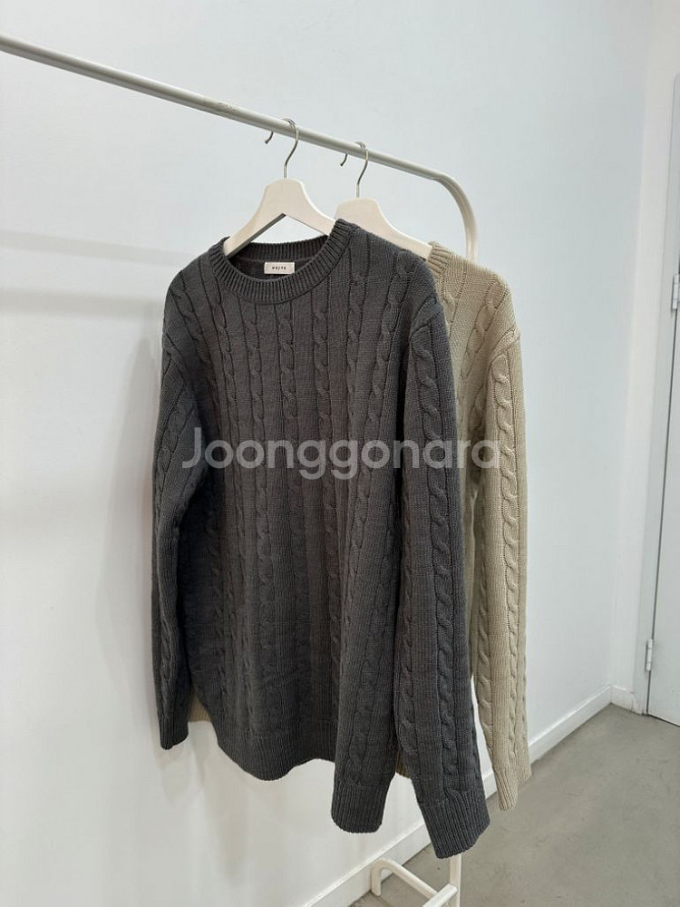 남자 꽈배기니트 2color 그레이.베이지--1