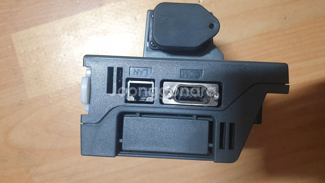 AGP3000H-ADPCOM-01 Pro-face--3