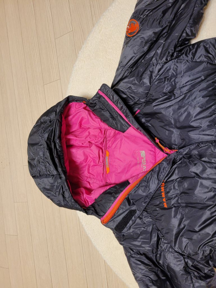 마무트 다운자켓--2